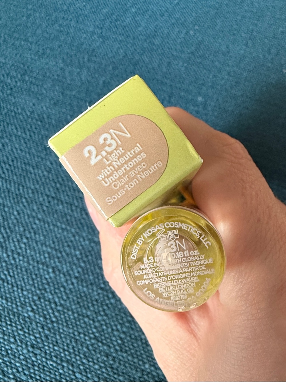 Kosas Revealer Super Creamy Brightening Concealer 2.3 N - Picture 2 of 4